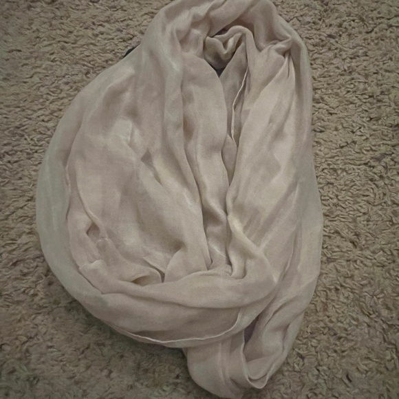 Colorful Patterned Scarves Collection - Picture 7 of 10